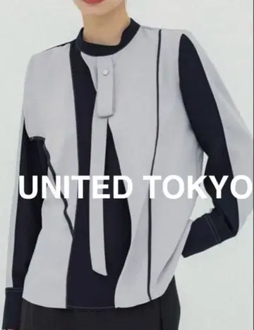 유나이티드 도쿄 파이핑 블라우스 그레이 블랙