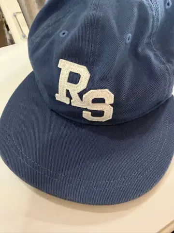 Rough & Swell 캡 라프&스웰