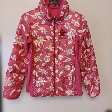 Munsingwear 핑크 하이비스커스 패턴 리버서블 다운 자켓