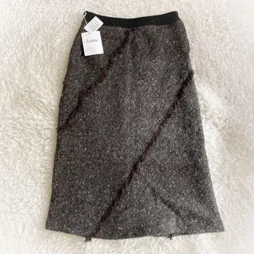 새상품 i+mu 센소유니코 트위드 롱 스커트 정가 29,400 알파카