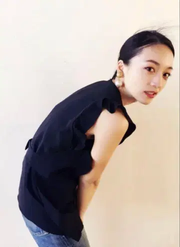 CARVEN 프릴 상의