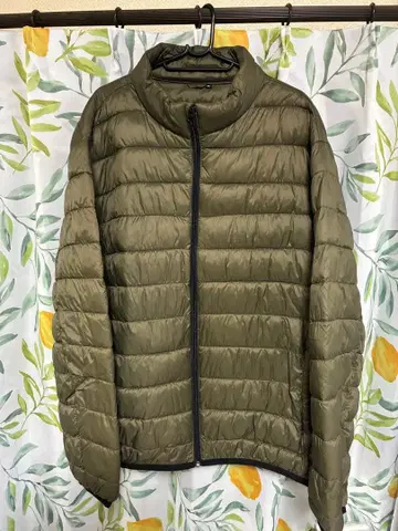 올리브 그린 다운 자켓