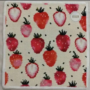 페이러 손수건 미사용 새상품 스트로베리 도트 아이보리