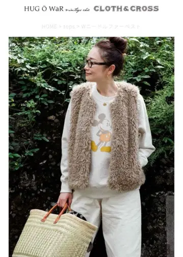 허그아워 W 니들 퍼 베스트 미사용 새상품