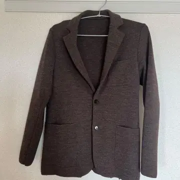 브라운 테일러드 자켓 니트 소재