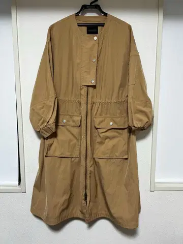 바나나리퍼블릭 베이지 롱 코트