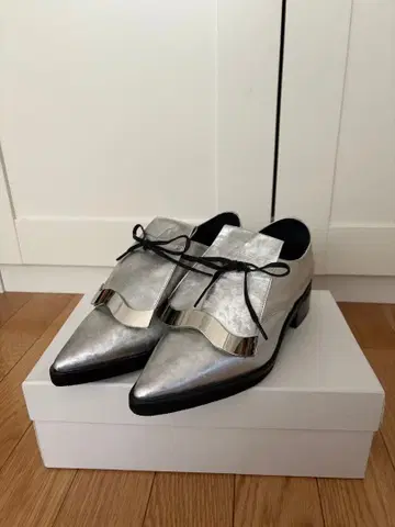 VEGE x 니시 유리코 콜라보레이션 아이템 Skirty VG07001