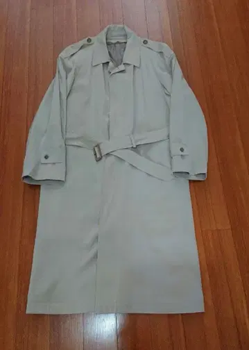 베이지 트렌치코트 라이너 포함