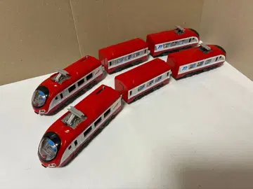 [ 프라레일 ] 레드 라이너 P001계 프라레일 철도 2편성