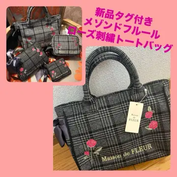 택 포함 새상품 로즈 자수 토트백