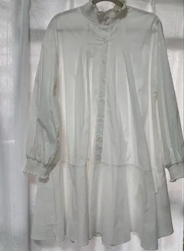 [ 미사용 ] 카프리슈 레마쥬 블라우스