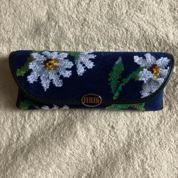 페이러 화이트 마가렛 네이비 안경 케이스