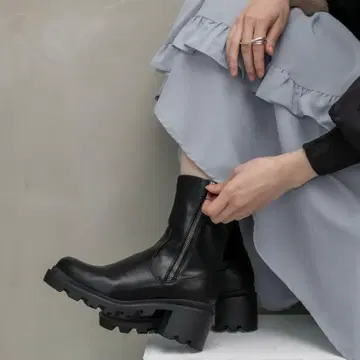 RANDA 란다 스트레치 볼륨 밑창 숏부츠