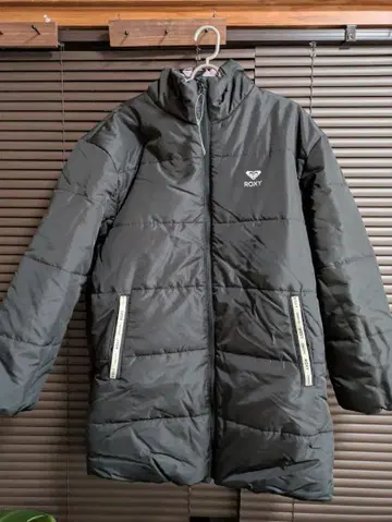 ROXY 다운 자켓 블랙