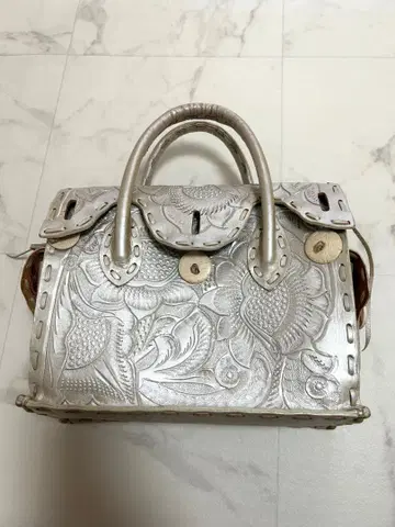 그레이스 콘티넨탈 핸드백