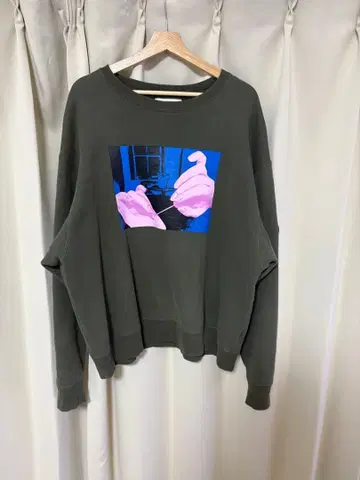 C.E CAVEMPT 맨투맨