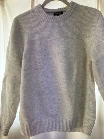 울 캐시미어 혼방 리브 스웨터 그레이