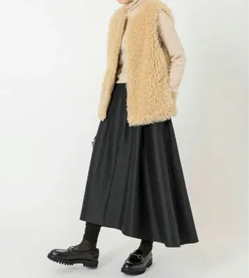 IENA 더블 새틴 턱 플레어 스커트 미디 기장 광택감 A라인 40