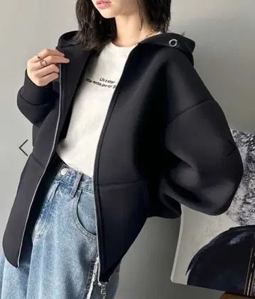 [ 미사용 새상품 ] 블랙 후드 부착 지퍼 후드티 S