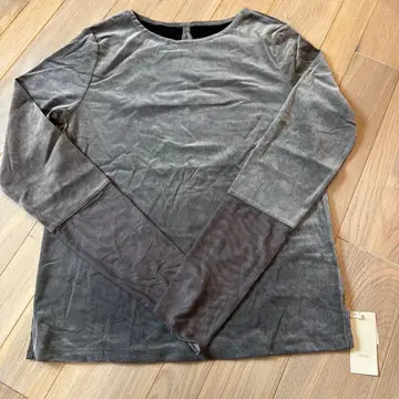 미사용 새상품 벨로아 소매 튤 티셔츠