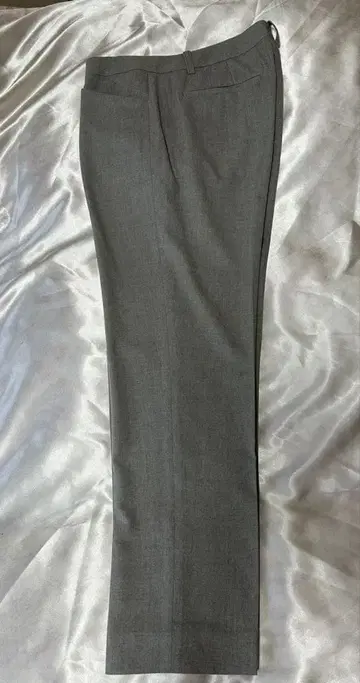 띠어리 럭스 ATRIA 40