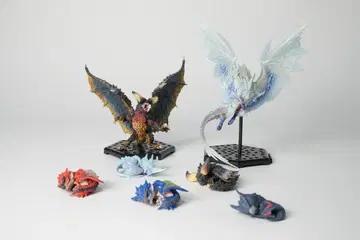 몬스터 헌터 잠자는 몬스터 컴프 피규어 + CFB 세트