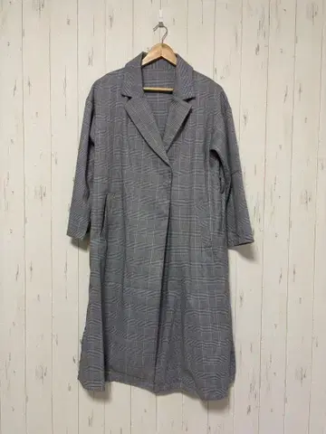 체크 무늬 롱 코트 VIS