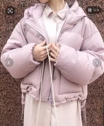 SNIDEL 핑크 숏 기장 다운 자켓