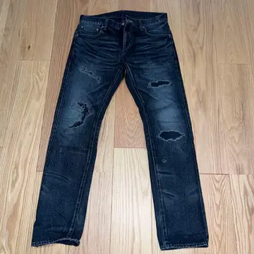 블랙 스트레이트 데님 데미지 가공