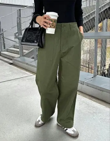 andme 와이드 베이커 팬츠 L 카키