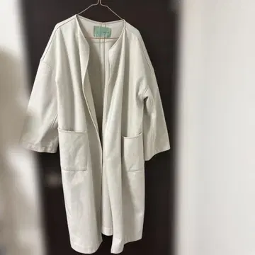 qualite 칼리테 라이트 그레이 롱 코트