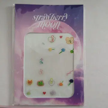 IU 네일 씰 공식 strawbery moon MD