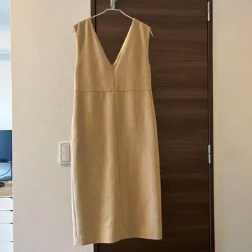 투모로우랜드 오버롤 스커트