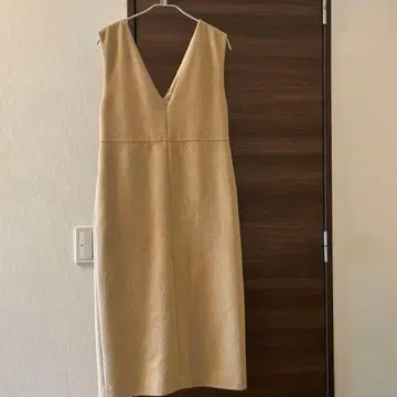 투모로우랜드 오버롤 스커트