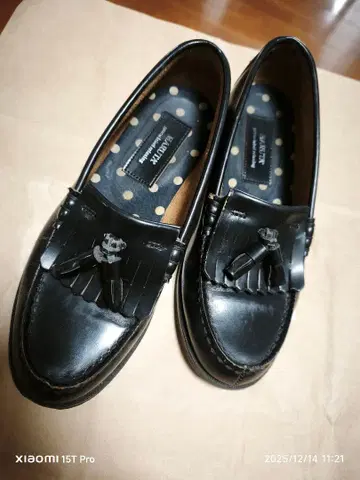 HARUTA 블랙 프린지 로퍼