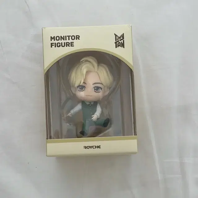 방탄 뷔 태형 타이니탄 모니터 피규어