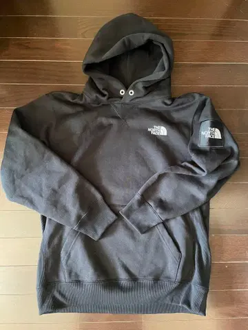 THE NORTH FACE 블랙 스퀘어 로고 후드티 M 사이즈