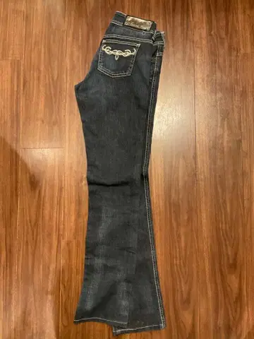 다크 블루 슬림 핏 데님