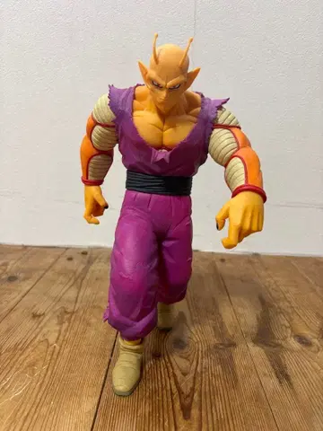 드래곤볼 피콜로 액션 피규어