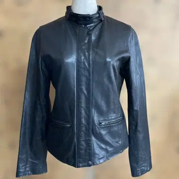 [ 즉시 발송 ] 어반 리서치 램 가죽 싱글 블랙 가죽 자켓