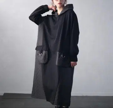 미사용 새상품 GOLD JAPAN 빅 사이즈 후드 부착 블랙 원피스