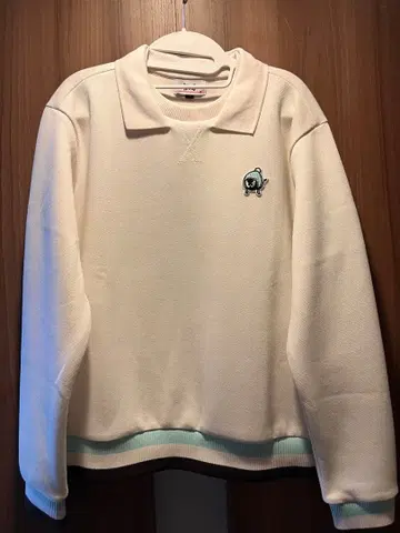 WAAC 페이크 칼라 맨투맨