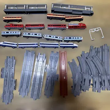 TAKARA TOMY 플라레일 어드밴스 세트 차량과 레일