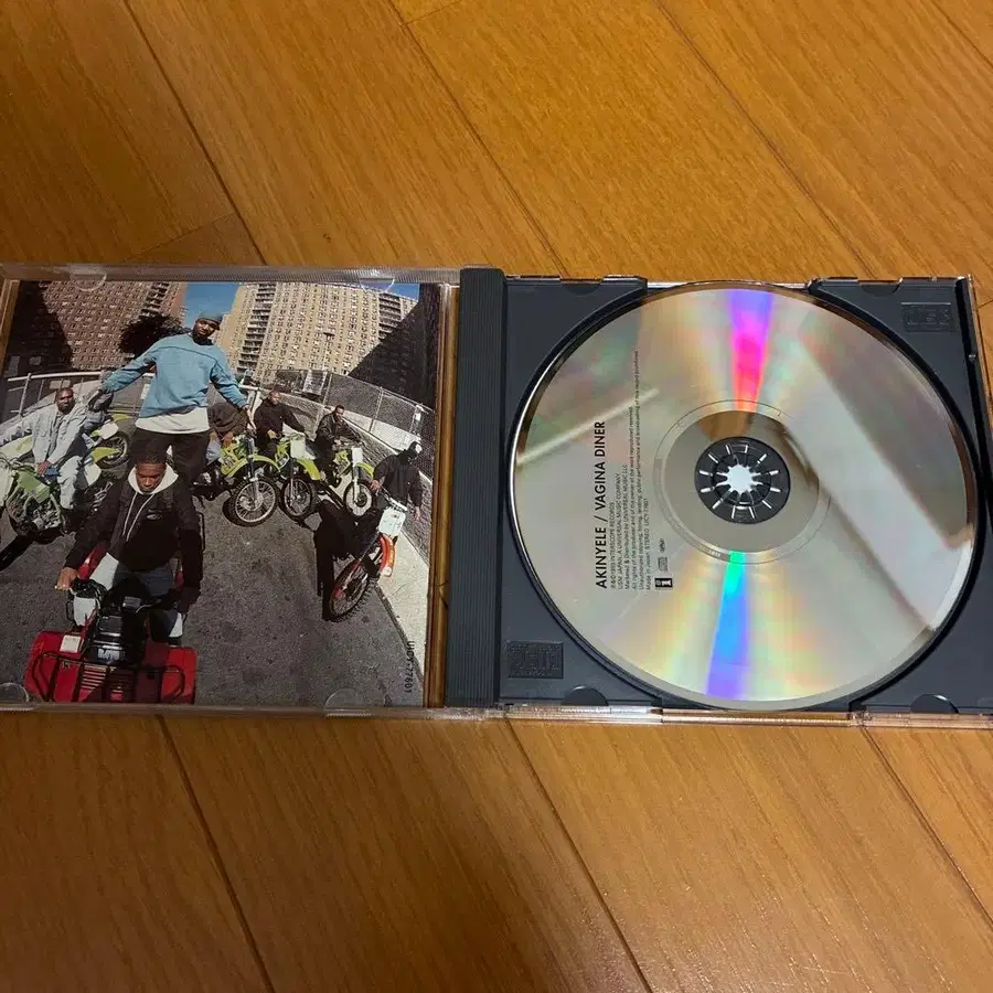 3번째 상품 이미지