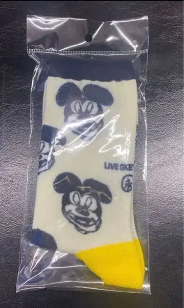 미키 킹프리 킹 앤 프린스 삭스 라이브 스케치