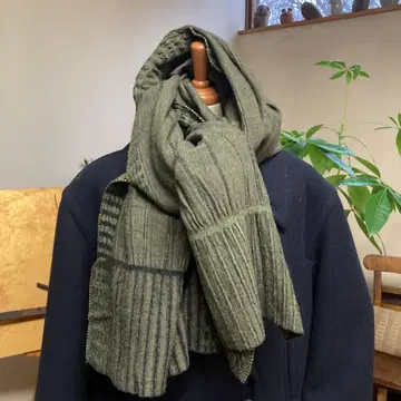 올리브 그린 스트라이프 스톨