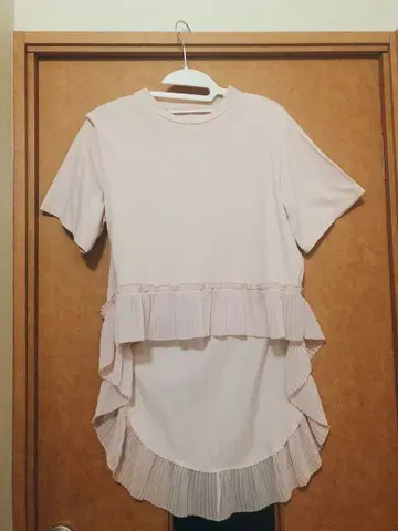 새상품 HONEY MI HONEY 프릴 T셔츠