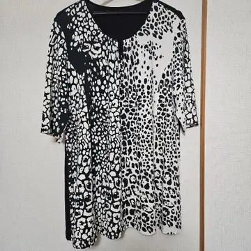 릴리안 뷰티 LL 상의 엘레강트 얼룩무늬