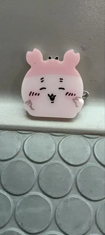 치이카와 (먼작귀) 카니짱 아크릴 배지