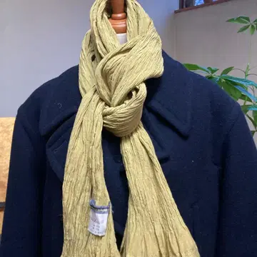 올리브 그린 프릴 엣지 스톨